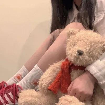 实力派歌手私下抽烟，连日来内幕曝光，工作室紧急辟谣